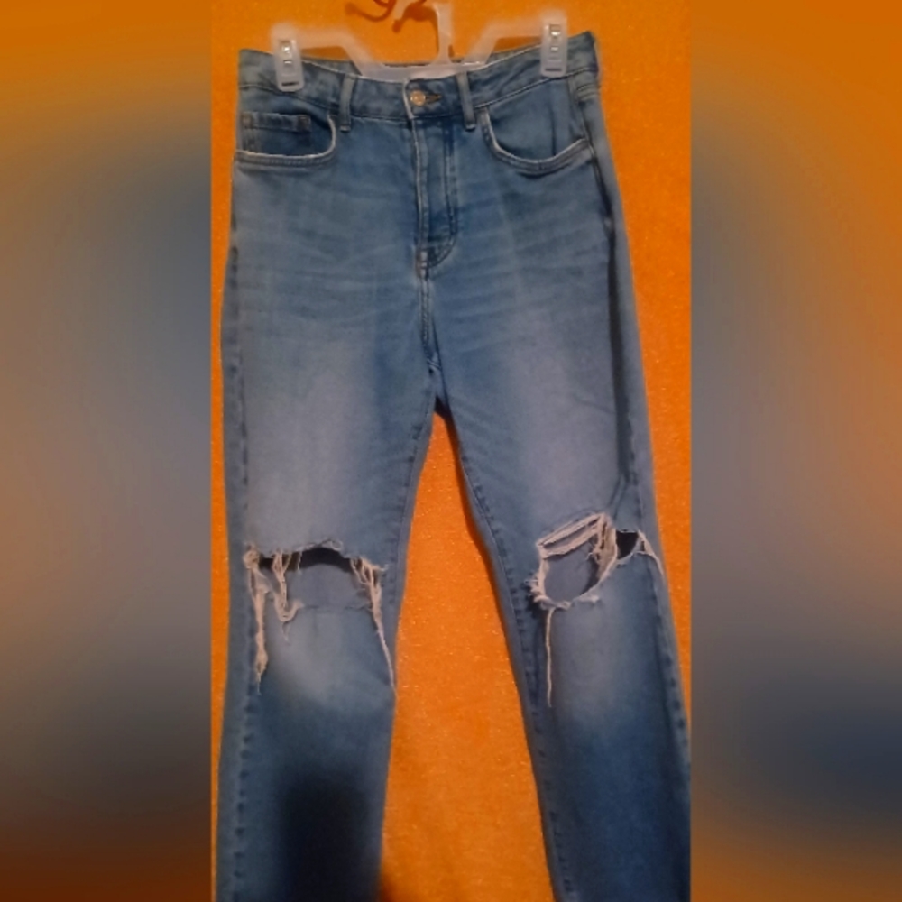 Nice forever 21 jeans juniors size 27 almost new